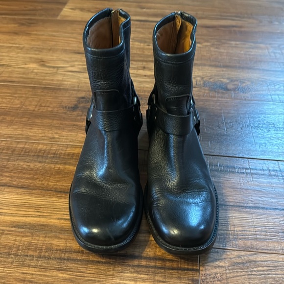 Frye Portia Harness Short Leather Black Boots - Women’s 7 1/2 - 71367 - Picture 6 of 16